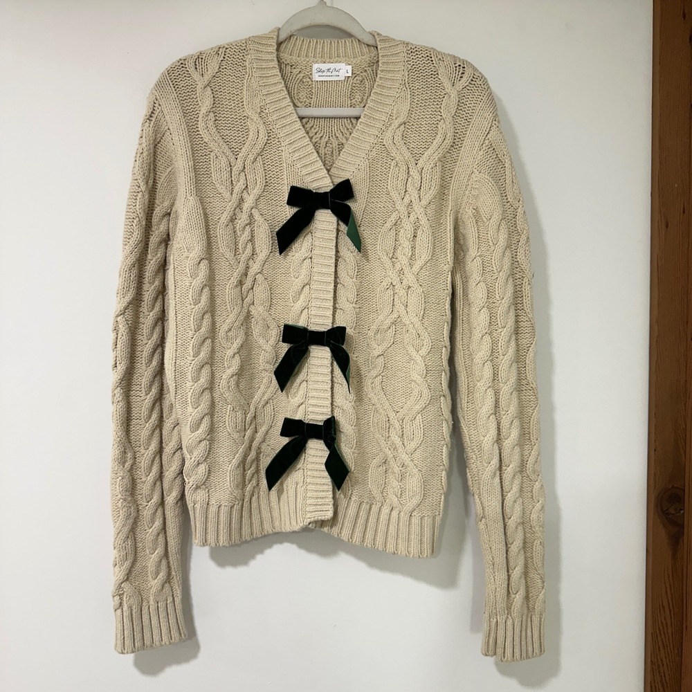 Shop The Mint Sweater Womens Large Cream Cable Knit Chunky Green Velvet Bows L